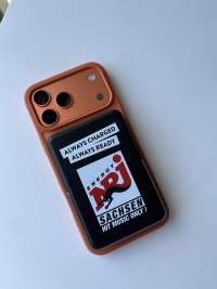 Handy mit Powerbank