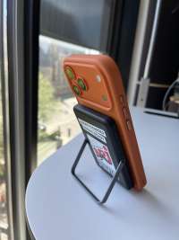 Handy mit Powerbank