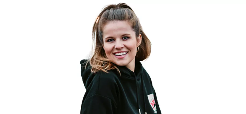 Alina Brenke Alina Brenke