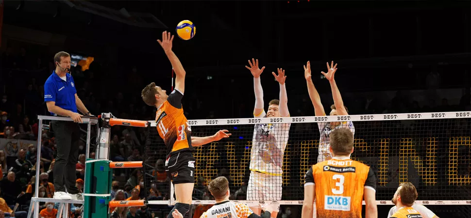 BR Volleys Header