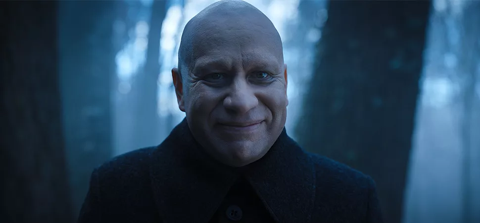 Onkel Fester Onkel Fester aus der Serie Wednesday von der Addams Family