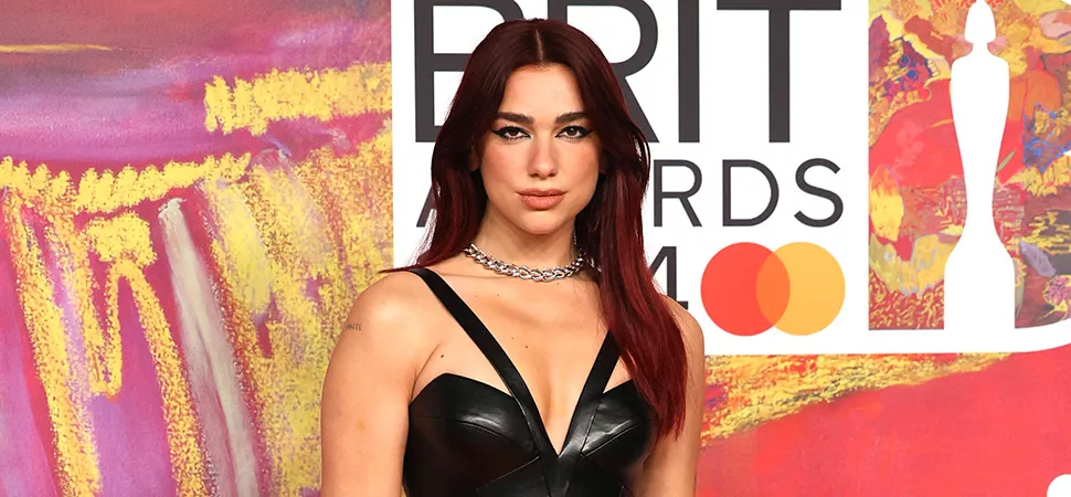 Dua Lipa bei den BRIT Awards 2024