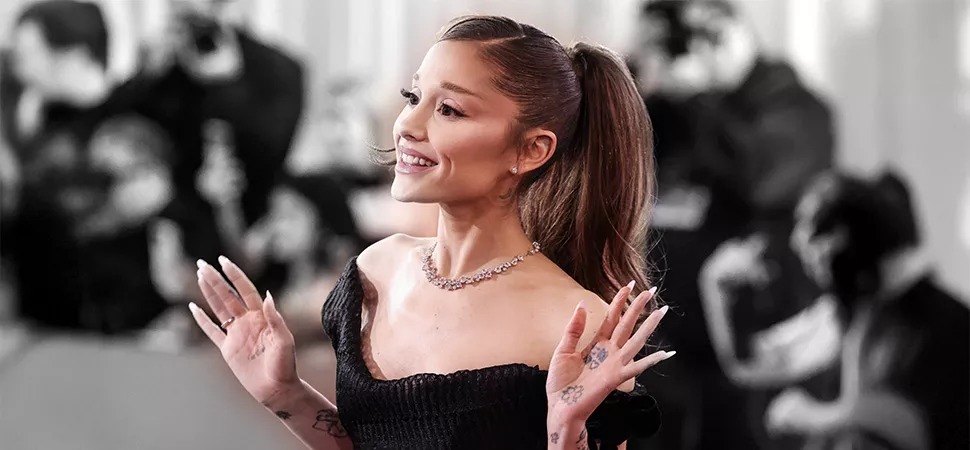Ariana Grande kündigt ihr neues Album an.