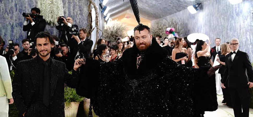 Designer Christian Cowan und Popstar Sam Smith auf der Met-Gala 2026
