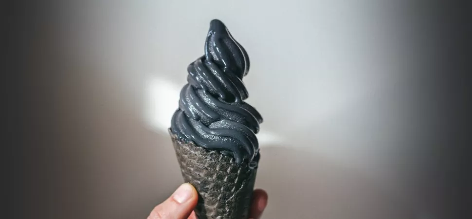 Aktivkohle-Eis Aktivkohle-Eis