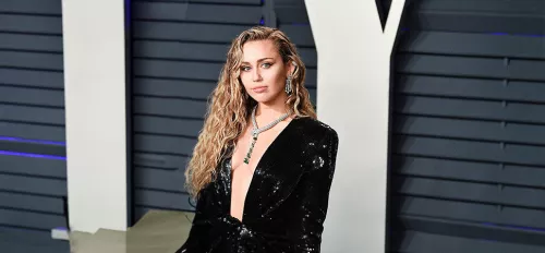 Miley Cyrus bei der Vanity Fair Oscar Party