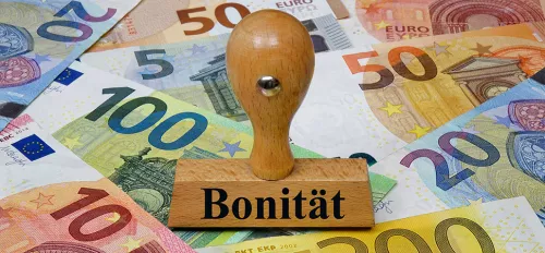 Ein Stempel auf dem "Bonität" steht auf vielen Euro Scheinen