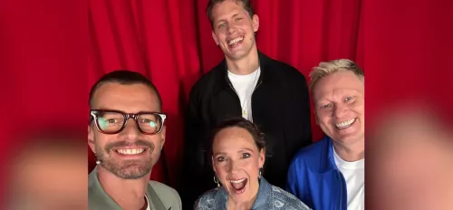Selfie von Joko Winterscheidt, Moritz Wagner, Carolin Kebekus und Knossi