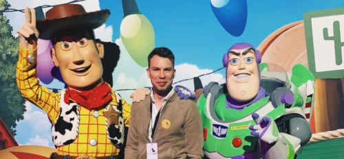 Stefan mit Woody und Buzz Lightyear aus Toy Story