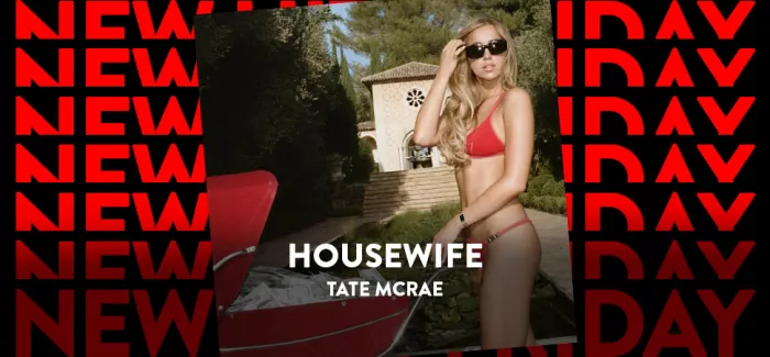 Singlecover von Tate McRaes Song "Housewife"