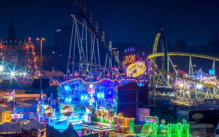 Adventskalender 2022 - Tür 01 Hamburger Dom