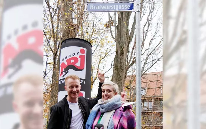 Bratwurstgasse Schild Bratwurstgasse Schild