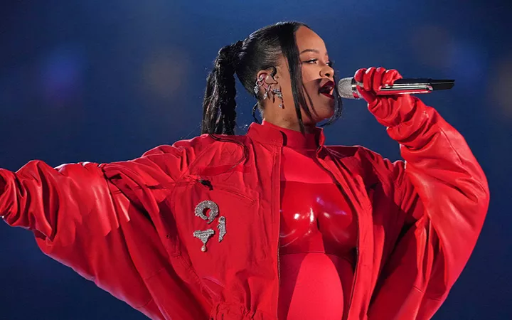 Rihanna perfomt beim Super Bowl 2023
