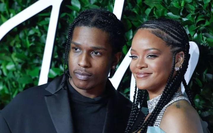 Rihanna und A$AP Rocky verraten Namen von 2. Baby Rihanna und A$AP Rocky verraten Namen von 2. Baby