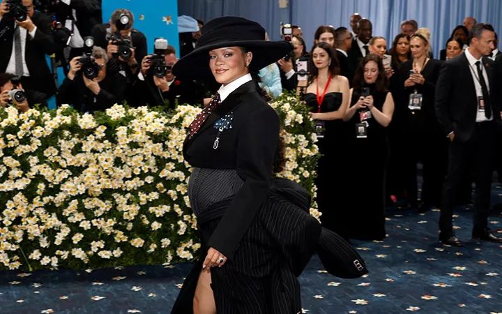 Met Gala 2025 Rihanna verkündet dritte Schwangerschaft
