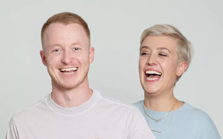 Yase und Mark lachen Header 970
