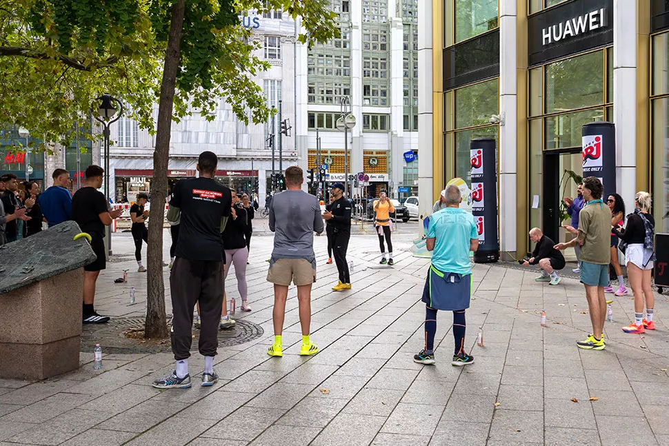 Warm Up ENERGY Run Club