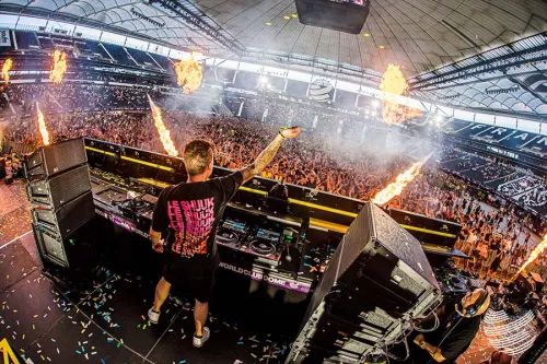 Le Shuuk beim BigCityBeats World Club Dome
