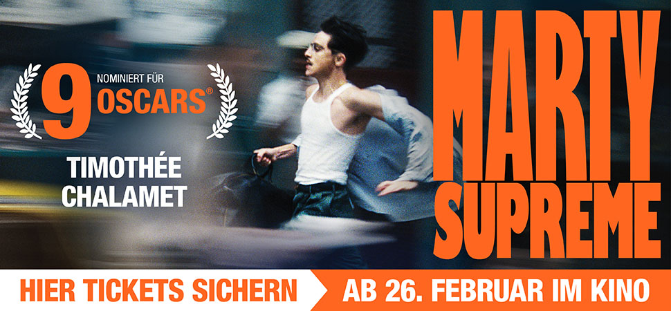 Filmplakat von MARTY SUPREME darüber viel Text